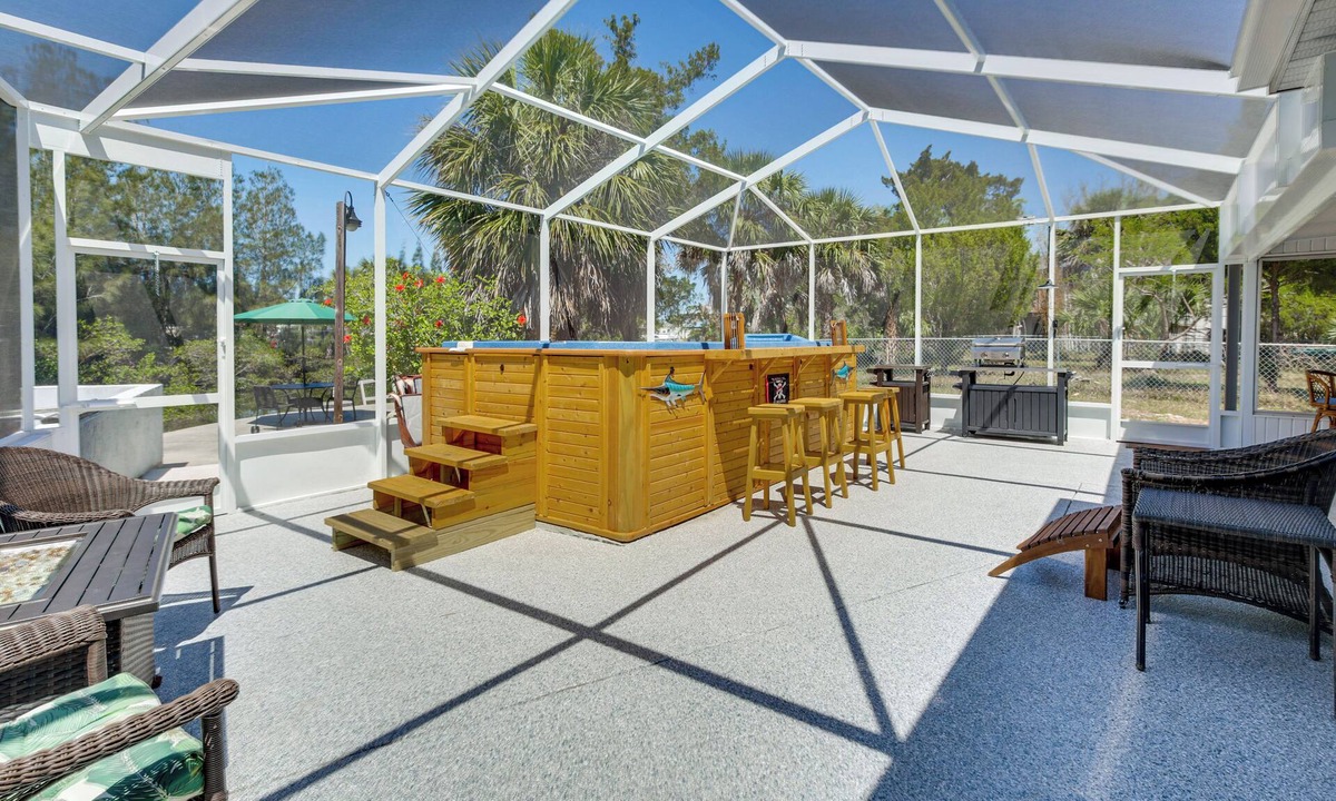 Spring Hill House | Dockside Hernando Beach Retreat w/Canal Access