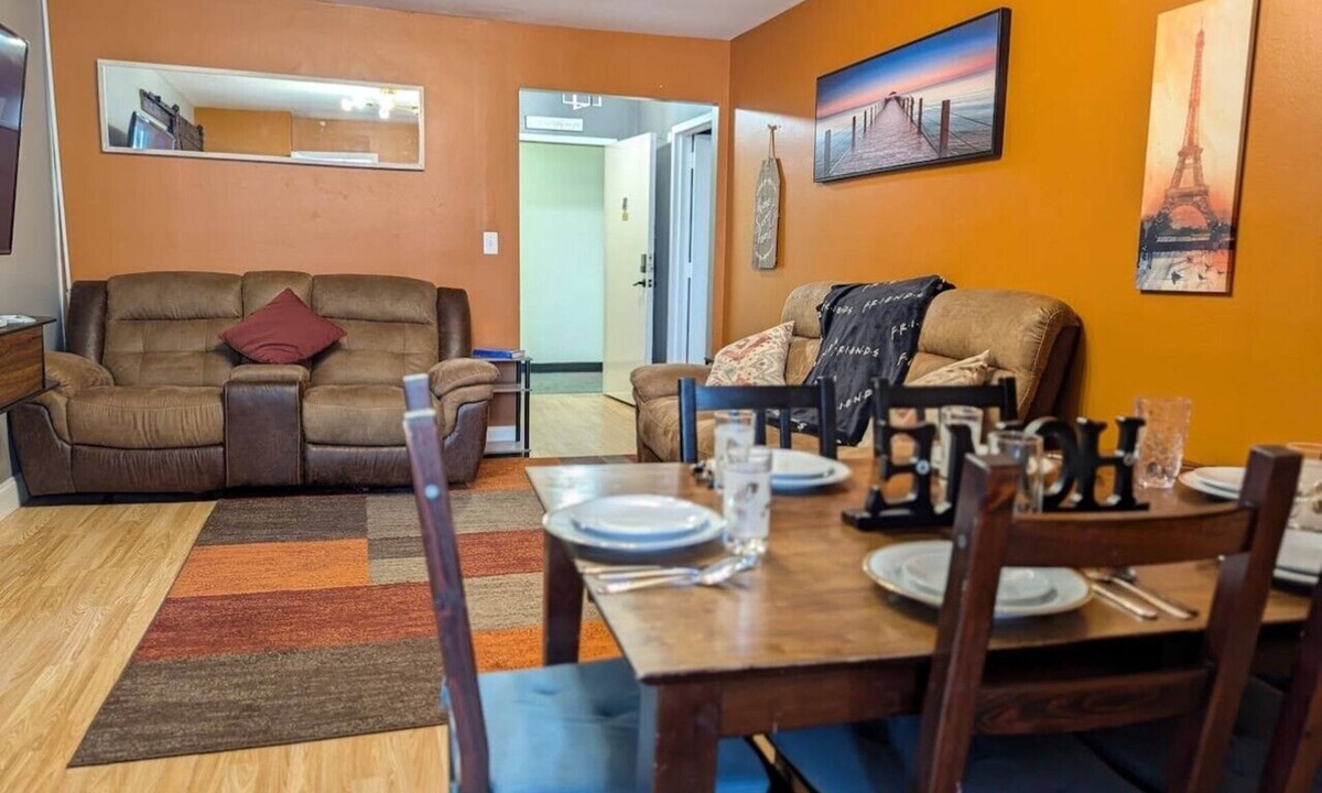 Downtown Atlanta Apartment | Downtown Atlanta 3BR Condo Near Stadium & Arena