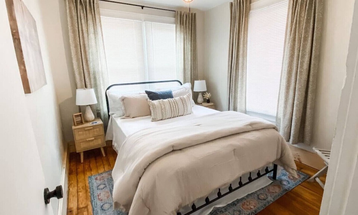 Orchard Knob House | Downtown Charm - 2BR, Great Location!