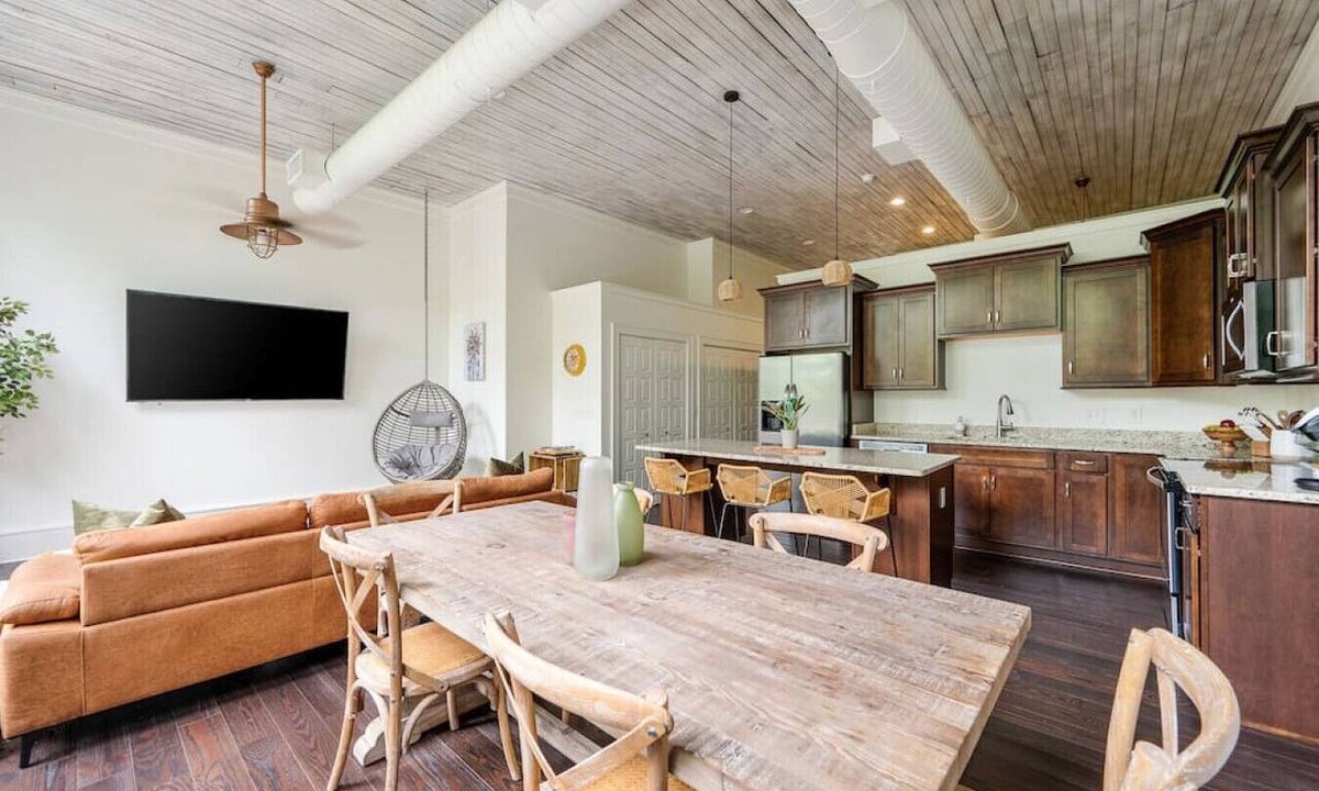 Macon Apartment | Downtown Loft | Walkable to Dining & Entertainment