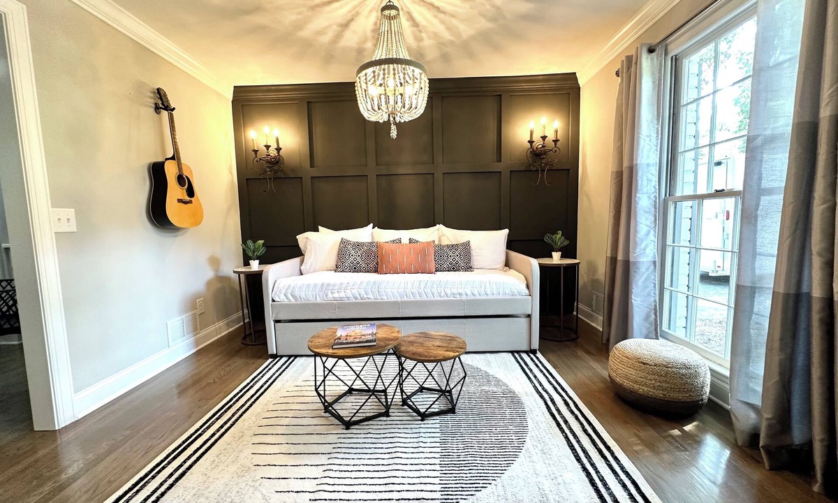 Alpharetta House | Downtown Renovated Luxury: Sleeps 10, Game Room, Fire Pit, Fenced Yard