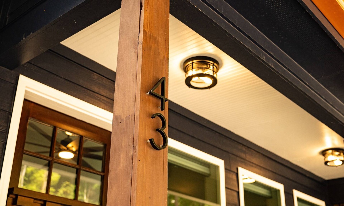 Sautee Nacoochee Cottage | Dual-Head Shower for Two | Romantic Retreat