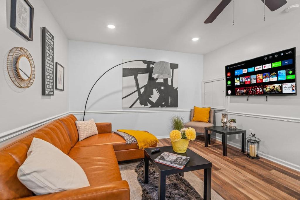 Passyunk Square Apartment | East Passyunk 1BR A Location Extended Stay