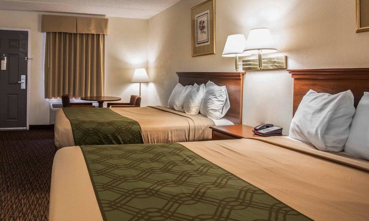 Lugoff Hotel | Econo Lodge Inn & Suites Lugoff