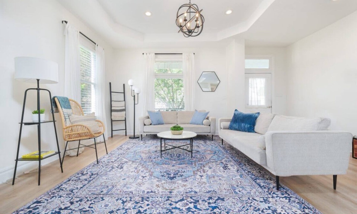 Springfield House | Elegant Duplex in Historic Springfield - Both Apartments