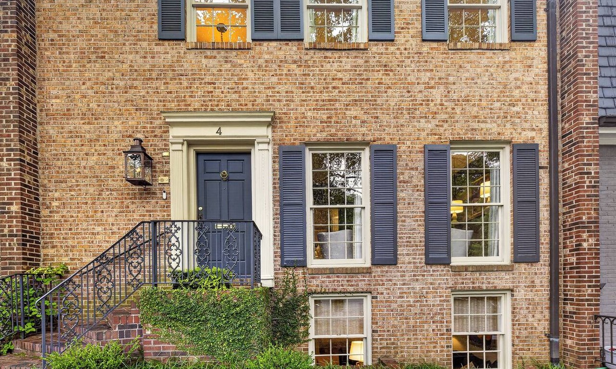 Buckhead House | Elegant English-Inspired Townhome in Buckhead's Brookwood Hills