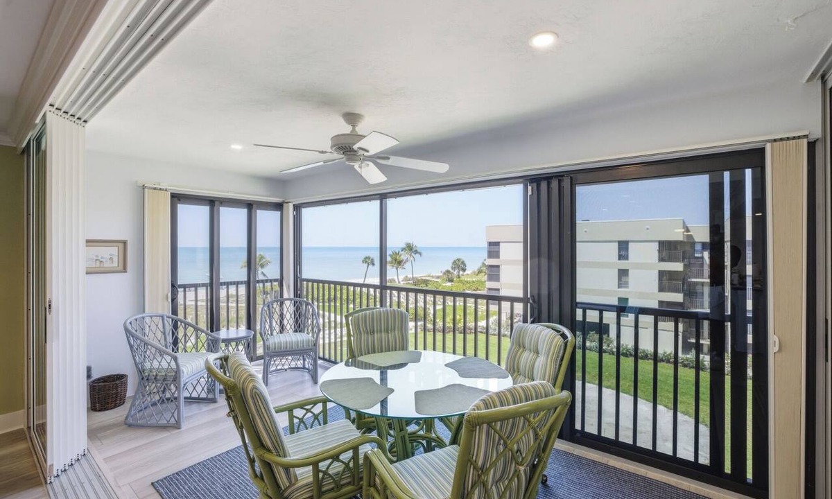 Sanibel Condo | 🌺Elevated Gulf Views: Newly Furnished 2BR/2BA Oasis at Kings Crown 306🐟