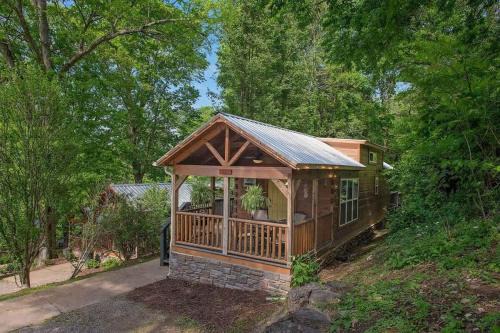 Lookout Valley Neighborhood Association House | Elise Cabin Forest Retreat 5 Mins To Downtown