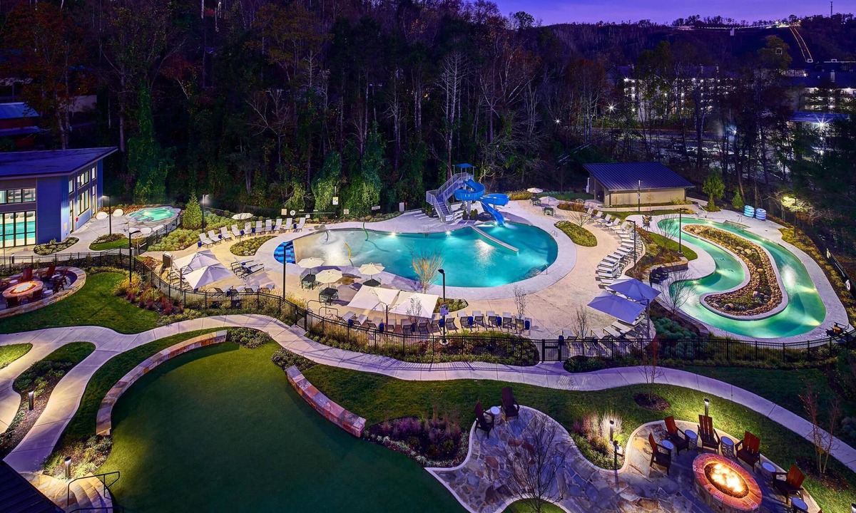 Gatlinburg Hotel | Embassy Suites By Hilton Gatlinburg Resort