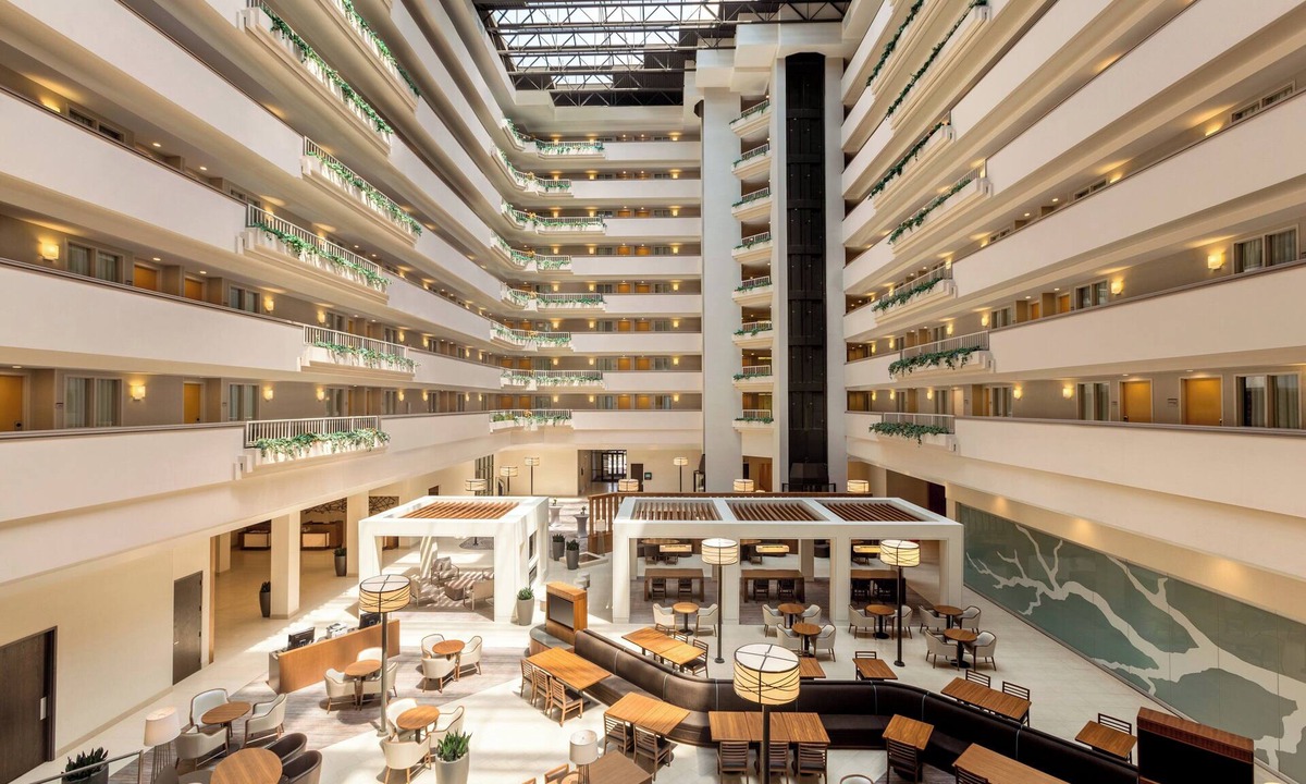Greenville - Spartanburg Resort | Embassy Suites Greenville Golf Resort & Conference Center