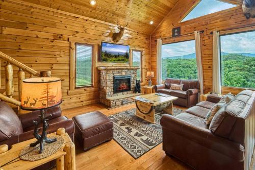 Sevierville House | Epic Mountain Views, Hot Tub, Game Room, Sleeps 10