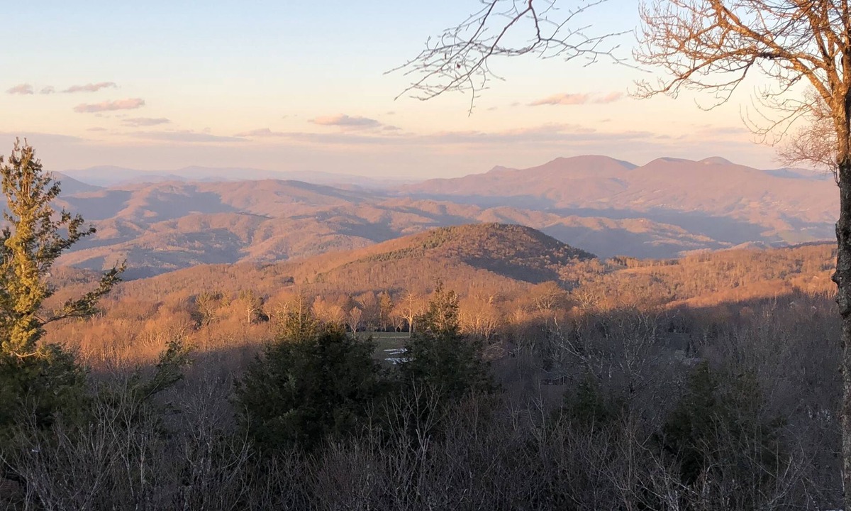 Beech Mountain House | Exclamation Point! Mountain Modern Townhouse with Endless Long Range Views