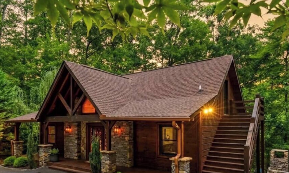 Cashes Valley Cabin | Experience Rustic Retreat Private Hot-Tub Fire-Pit Games Close to Town
