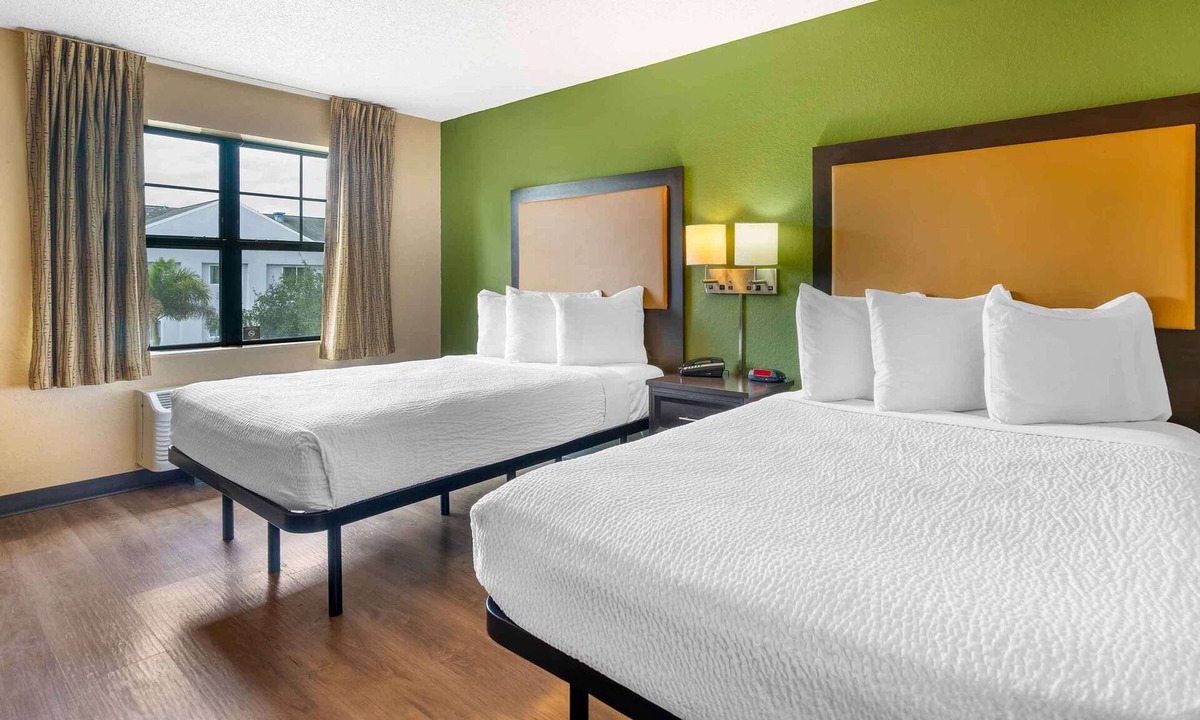 Temple Terrace Hotel | Extended Stay America Select Suites Tampa N USF Attractions