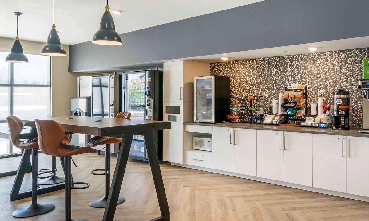 Biggar Hotel | Extended Stay America Premier Suites - Fort Myers - Airport