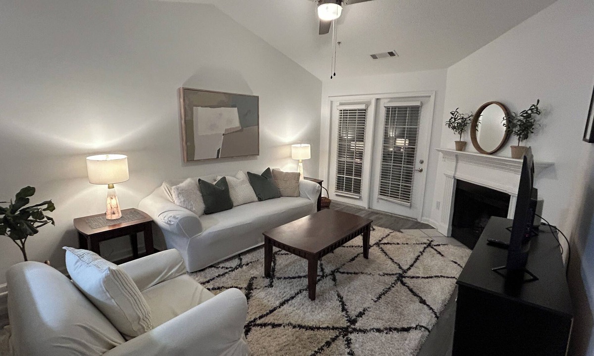 Alpharetta Apartment | Fabulous Fully-Furnished Apartment in Alpharetta