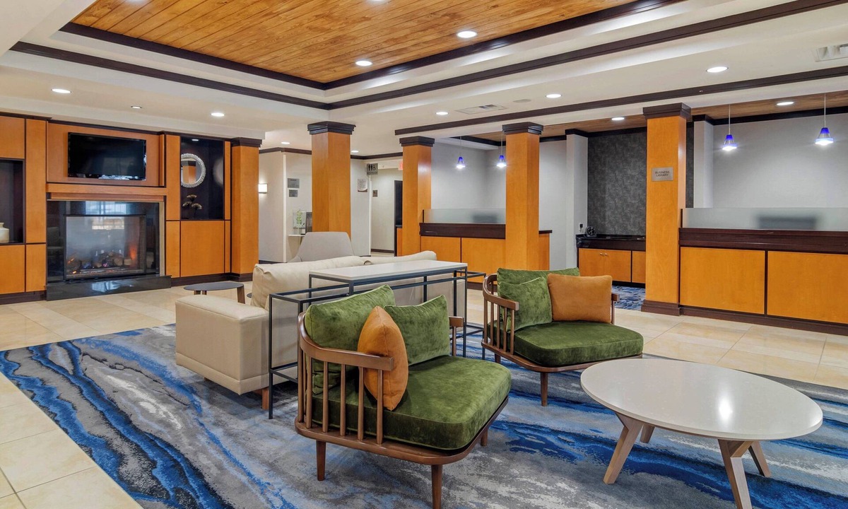 Commerce Hotel | Fairfield Inn & Suites by Marriott Commerce
