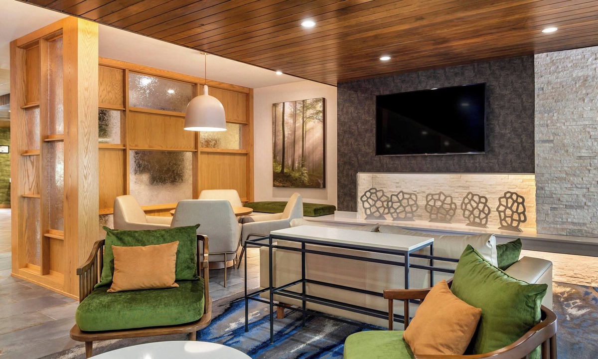 Helen Hotel | Fairfield Inn & Suites by Marriott Helen