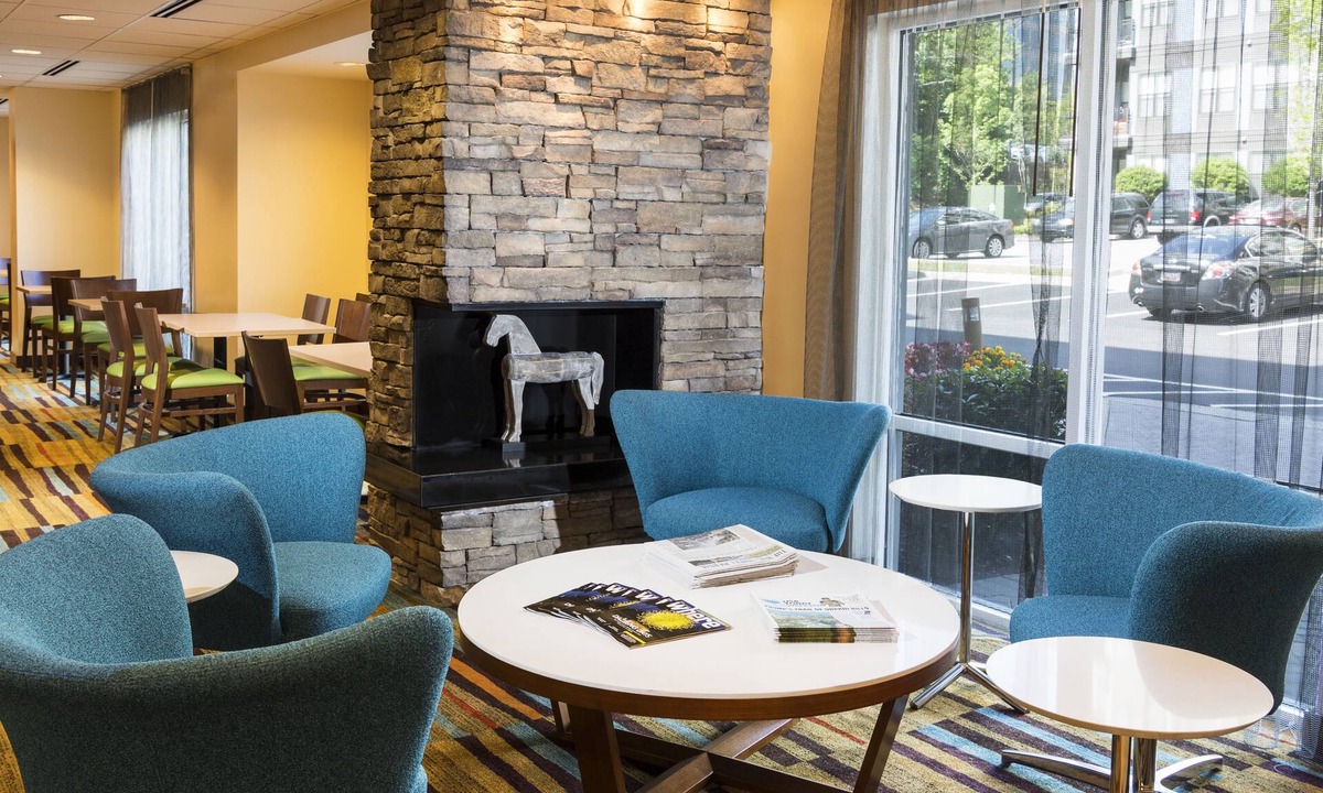 Buckhead Village Hotel | Fairfield Inn & Suites by Marriott Atlanta Buckhead