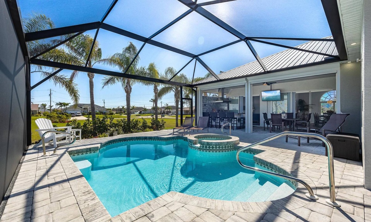 Pelican House | Fall Special, Beautiful Pelican Gulf Access Waterfront Home With Private Pool