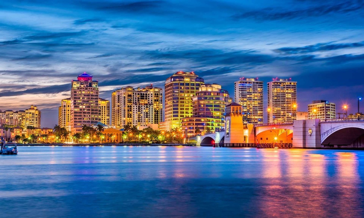 Grandview Heights House | Fall Specials! Bahama Breeze Bungalow, Pool & Close to Shops & Restaurants, Downtown, Kravis Center