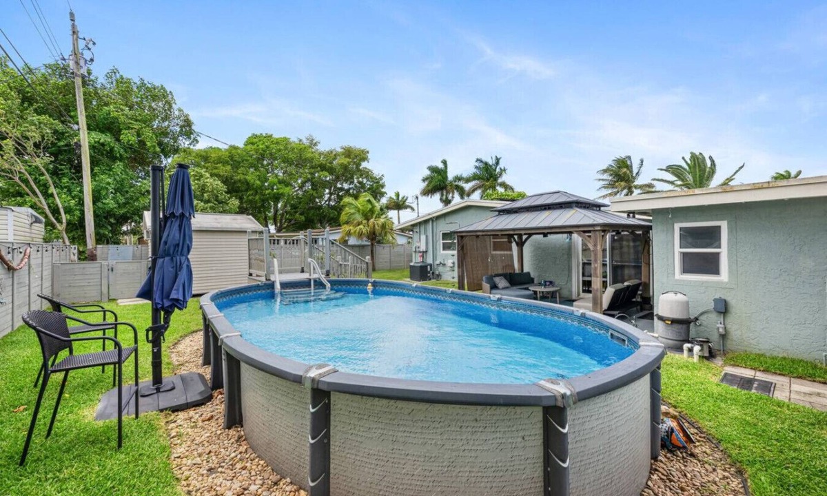 Margate House | Family 3BR w/Pool | Game Room I Walk to WaterPark