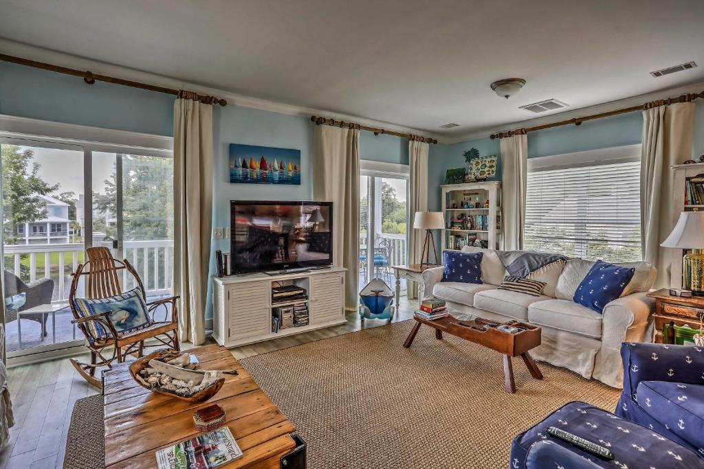 North Litchfield Beach House | Family Beach Home; Walk to N Litchfield Beach