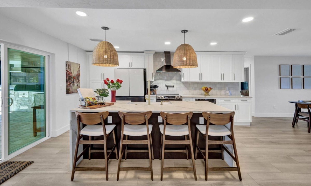 McGregor House | Family Escape in Fort Myers with Pool – Near Downtown and Beaches