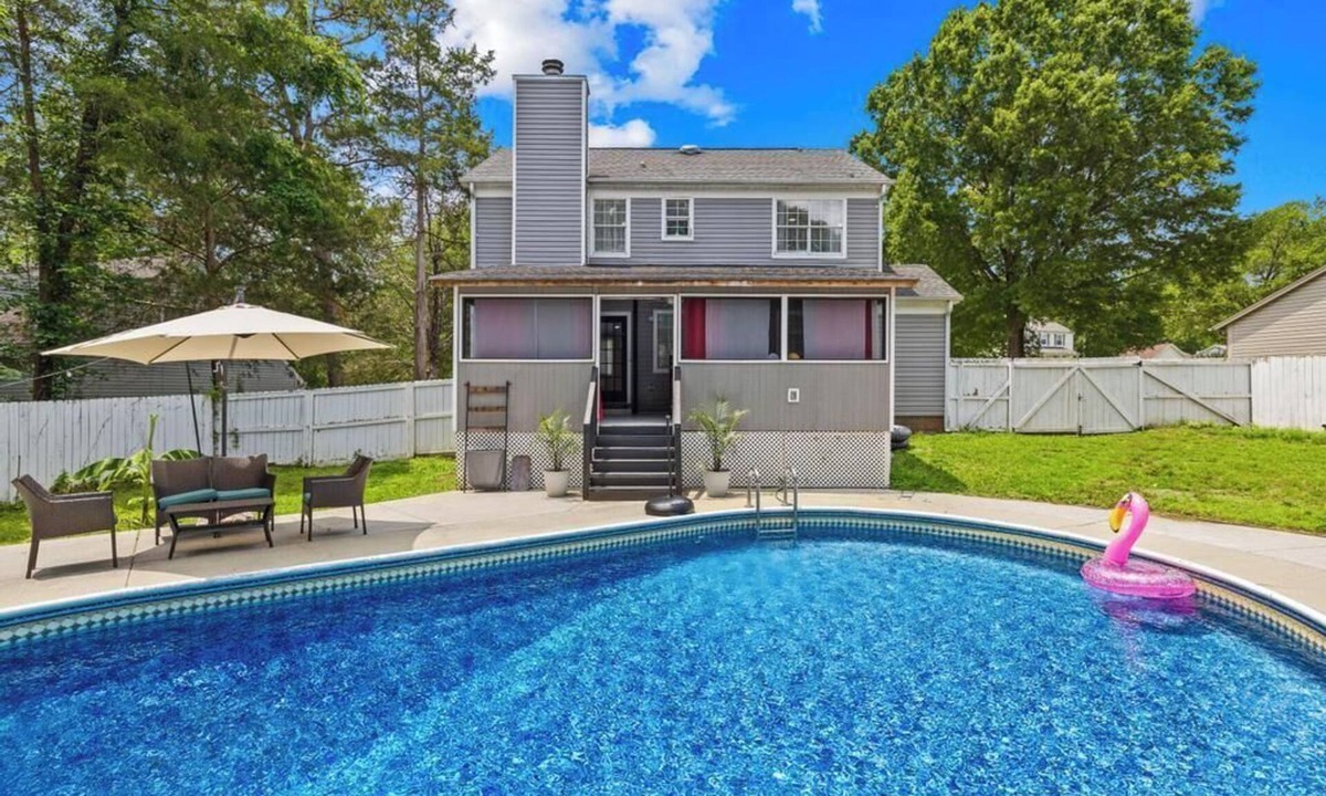 Charlotte House | Family Favorite Pool House - Grill - Game Room - Close to Carowinds!