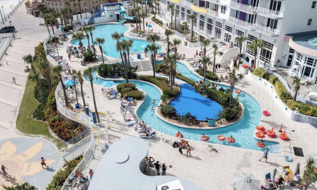 Brush - Stewarts Resort | Family-Friendly 3BR Dlx at Ocean Walk—Beach Access, Pools & Lazy River Included!