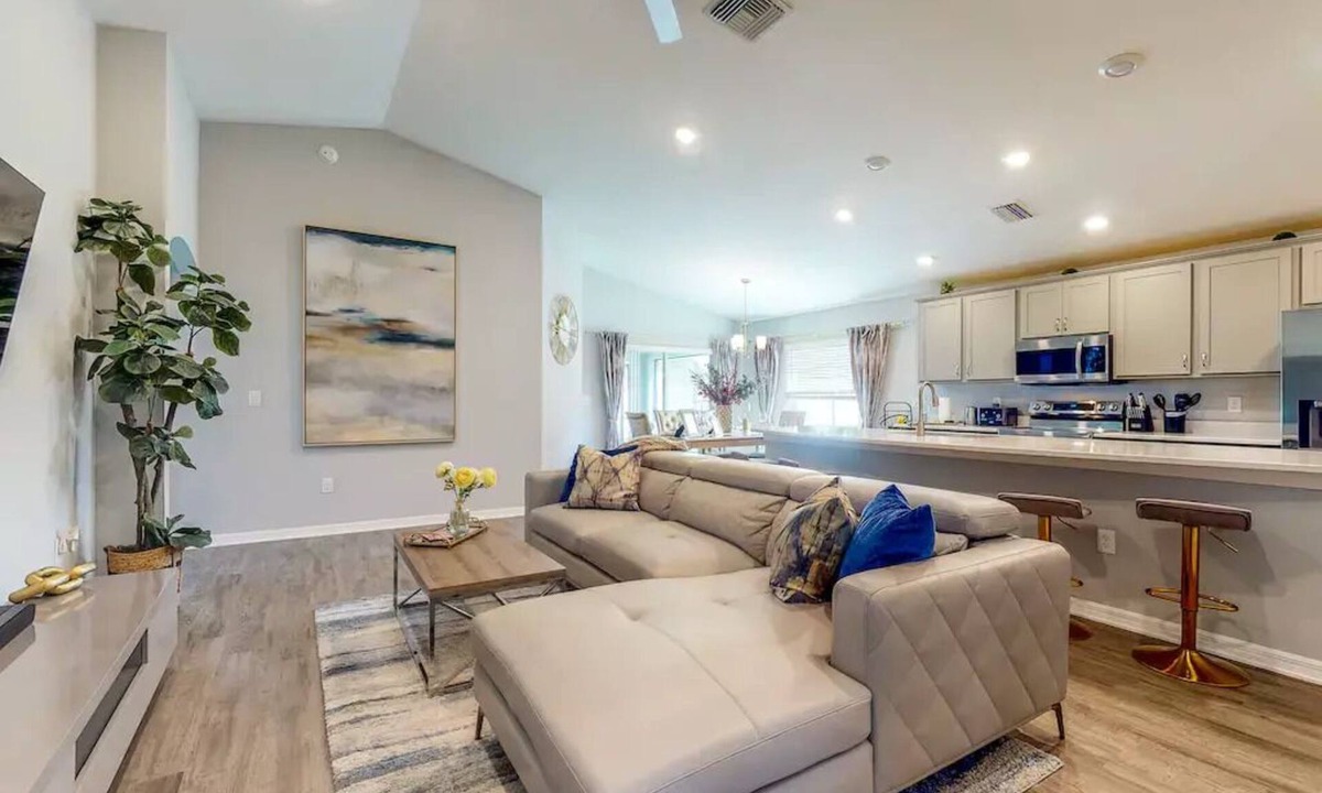 Palmetto House | Family-friendly 4 BR home Near Bradenton