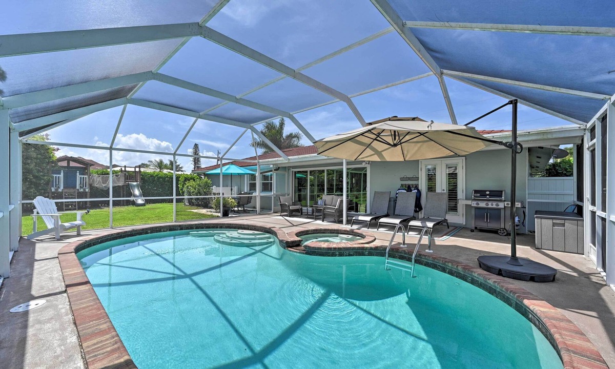 Palm River Estates House | Family-Friendly Palm River Estates House!
