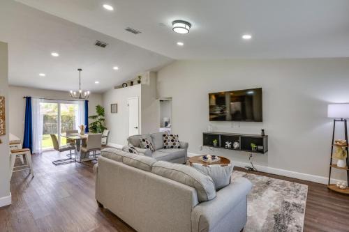 Doctors Inlet House | Family Getaway w/Fenced Yard in Orange Park!