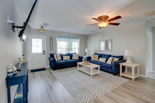Somers Point House | Family Home w/Pool! 5 Mi to Ocean City Beach