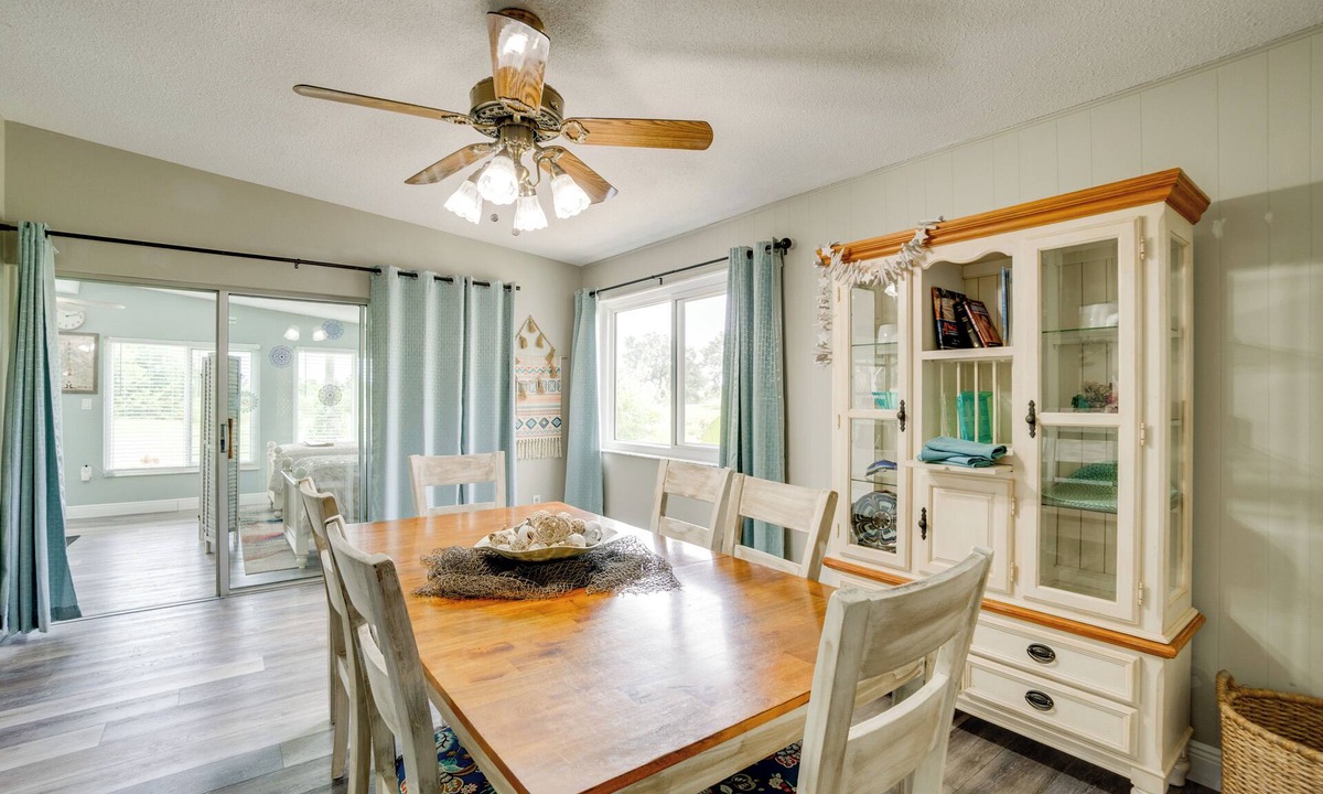 Port Charlotte - Charlotte Harbor Cottage | Family Retreat w/Heated Pool in Port Charlotte!