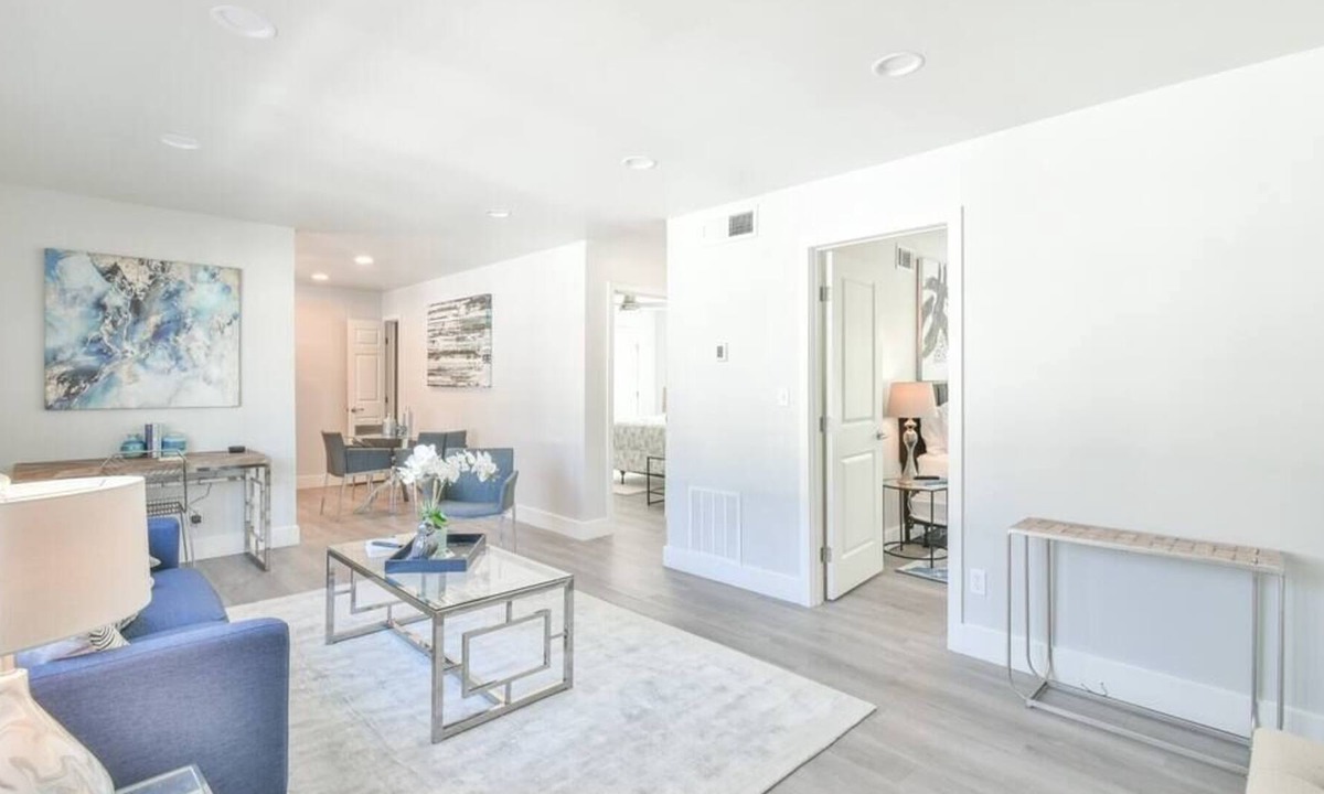 East Side Apartment | Fancy Flats Haven in Atlanta