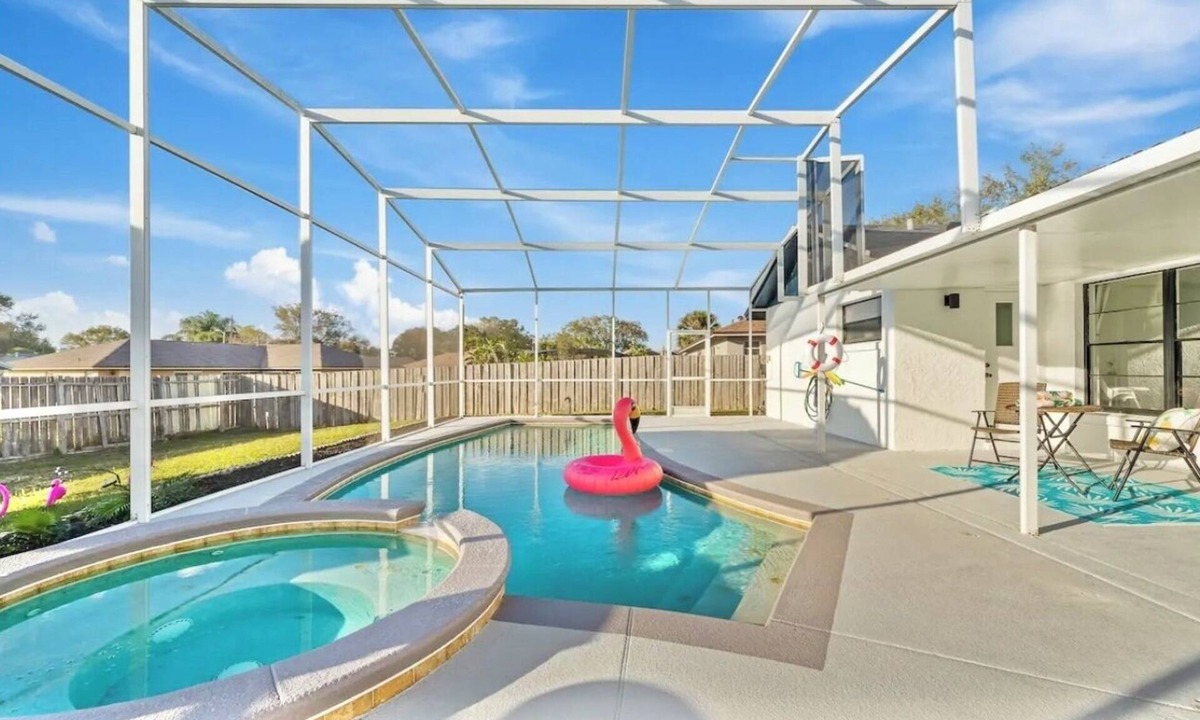 Indian Ridge House | Fantastic 4-bedroom house with pool in charming Kissimmee, 8minutes from Disney