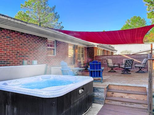 Vass House | Firepit, BBQ, Wheelchair ramp, SmartTV, King,Pets