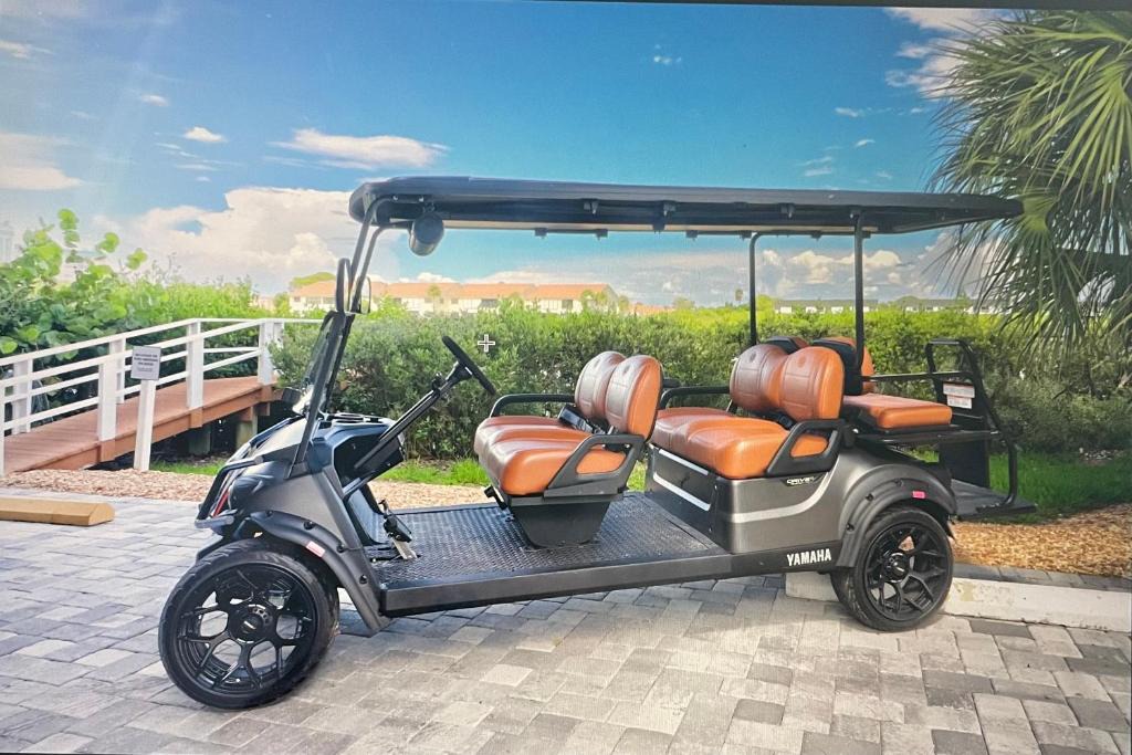 Indian Shores Villa | FIRST-CLASS ALL INCLUSIVE WATERFRONT DREAM w GOLF CART INCLUDED