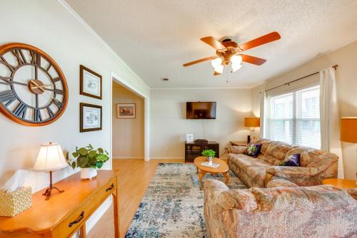 Magnolia Bluffs House | Fish, Relax & Repeat: Home w/Yard in Eastpoint!