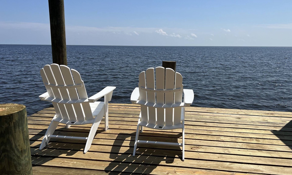 Carrabelle House | Fisherman Paradise Waterfront fishing w/dock and golf access