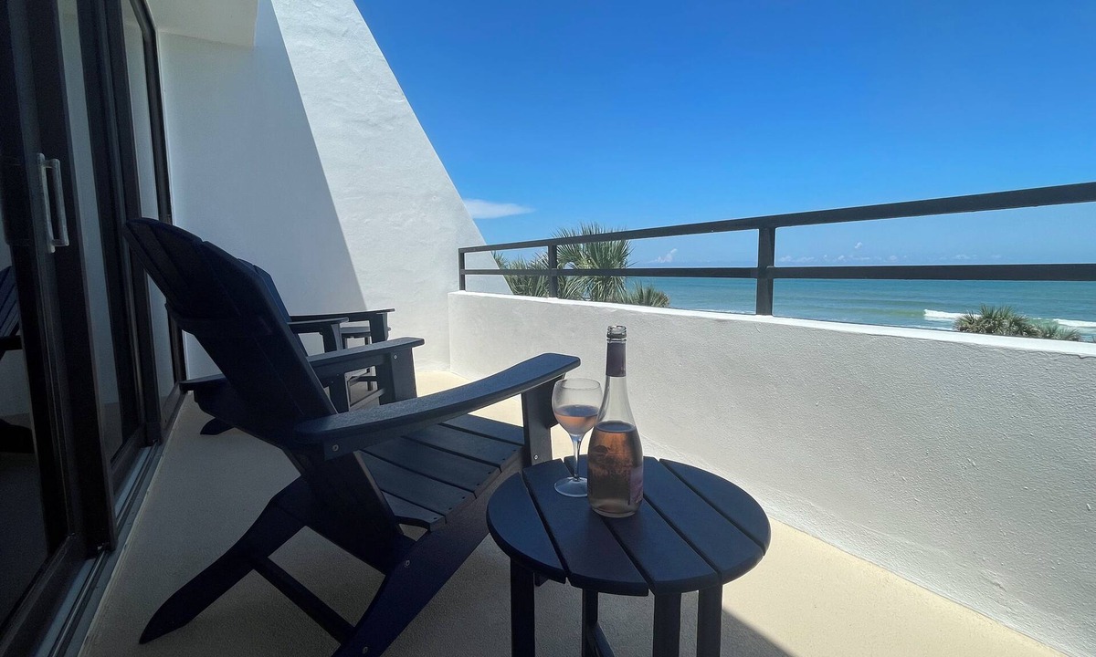 Flagler Beach House | Flagler Beach, Florida Ocean-View Townhome Sunrise Surprise! 🚀🌊🏖️☀️