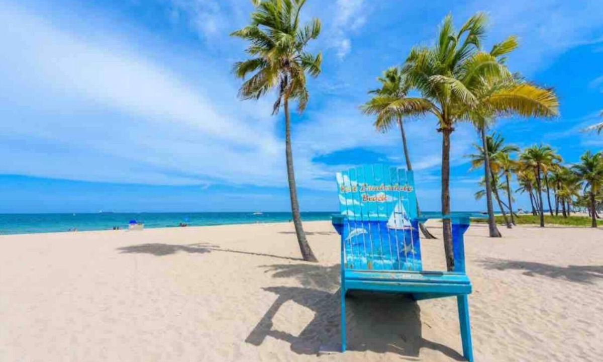 Harbordale House | Fort Lauderdale Harbourside Flats#3 - Centrally Located!