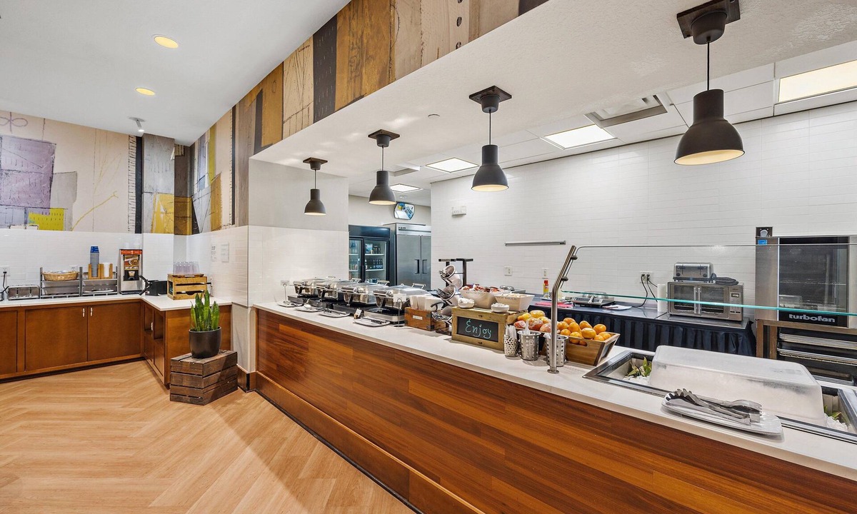 Southside Hotel | Four Points by Sheraton Jacksonville Baymeadows