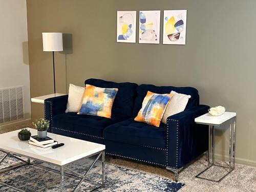 Grenloch Apartment | FREE Parking Minutes from Center City