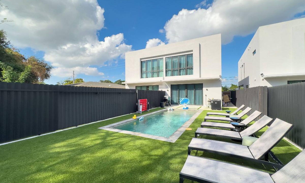 Buena Vista House | French Escape with Pool, Fire Pit & Style!