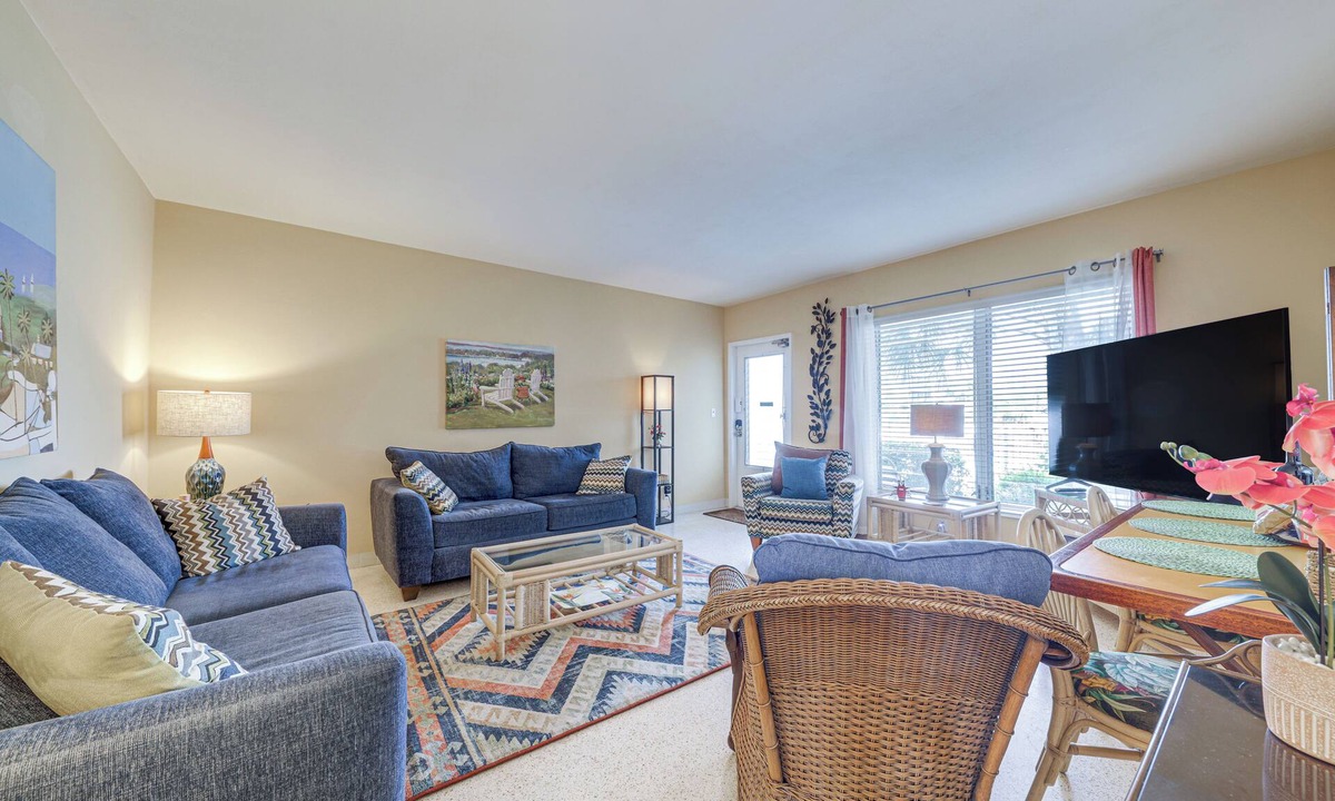 Nurmi Isles Apartment | Ft Lauderdale Apt w/Pool - 1 Mi to Beach Access!