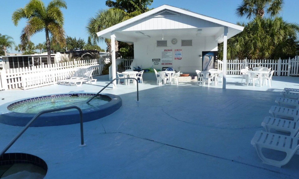 Punta Gorda House | Fun motorhome