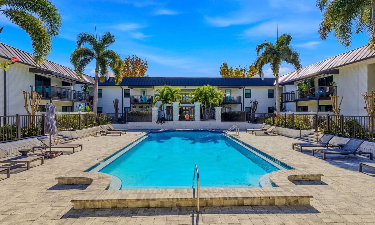 Swann Estates Apartment | Furnished 2BR in South Tampa | Ideal for Weekly & Extended Stays