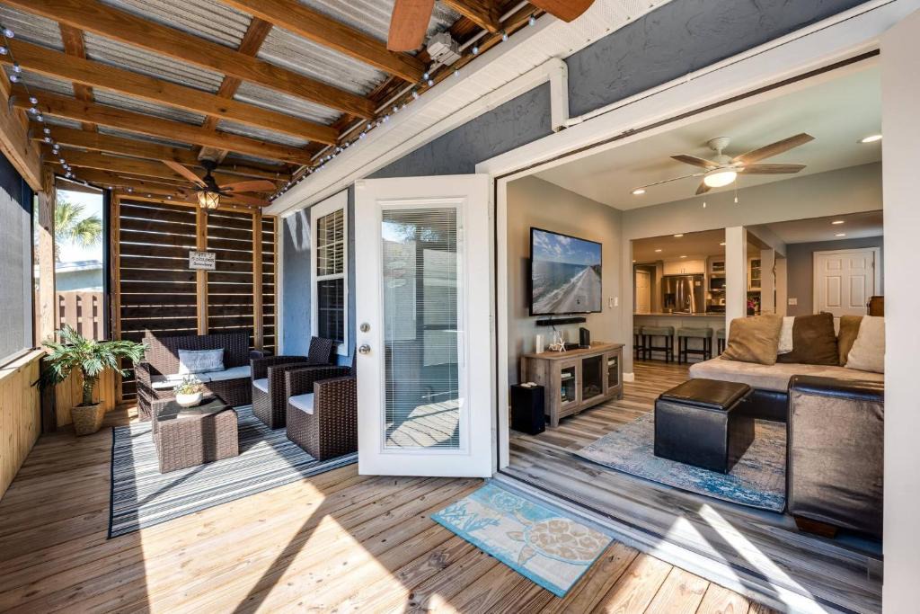 Jacksonville Beach House | Gem 3